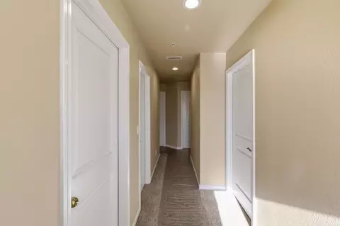 Entry Way - 15 Pepper Tree Ct, Greenfield, CA 93927 photo 4 of 4
