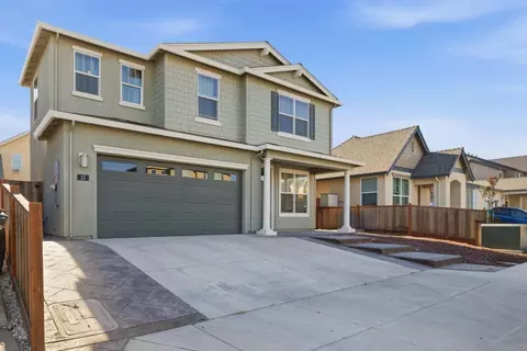 Exterior - 15 Pepper Tree Ct, Greenfield, CA 93927 photo 2 of 6