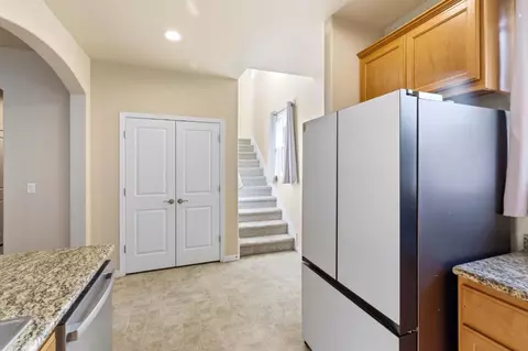Entry Way - 15 Pepper Tree Ct, Greenfield, CA 93927 photo 1 of 4