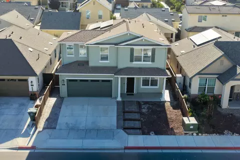 View/Area - 15 Pepper Tree Ct, Greenfield, CA 93927 photo 1 of 6