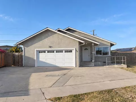 Exterior - 624 John St, Salinas, CA 93905 photo 3 of 8