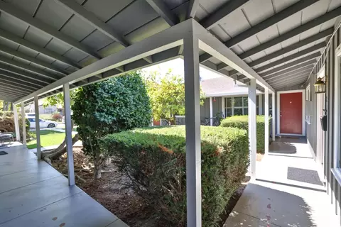 Exterior - 220 Loreto St, Mountain View, CA 94041 photo 4 of 6