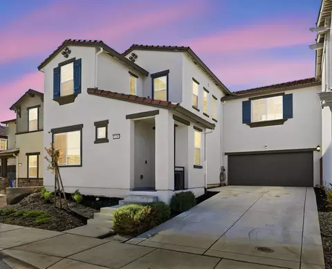 Exterior - 1230 Qualteri Way, Gilroy, CA 95020 photo 2 of 6