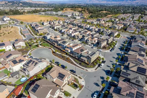 View/Area - 1230 Qualteri Way, Gilroy, CA 95020 photo 3 of 4