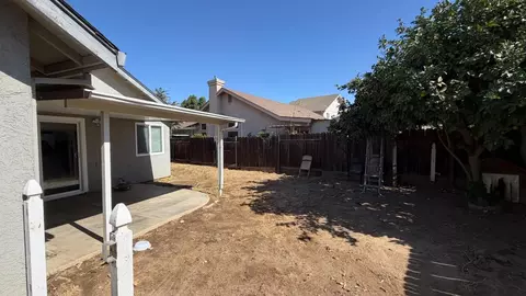 Exterior - 1616 Ironside Dr, Modesto, CA 95358 photo 3 of 5