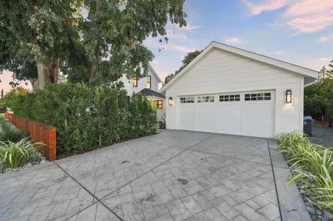 Exterior - 462 Sleeper Ave, Mountain View, CA 94040 photo 7 of 9