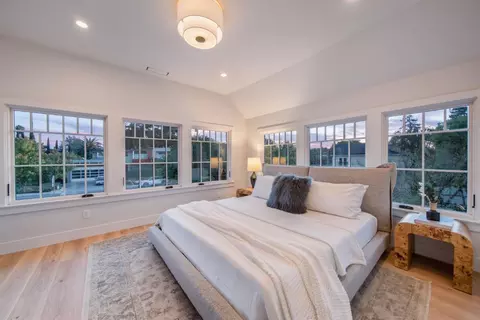 Bedroom - 462 Sleeper Ave, Mountain View, CA 94040 photo 1 of 5