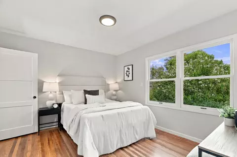 Bedroom - 2405 Our Ln, Mountain View, CA 94040 photo 1 of 5
