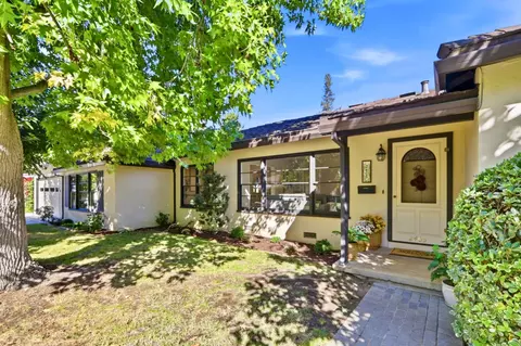 Exterior - 2405 Our Ln, Mountain View, CA 94040 photo 4 of 13