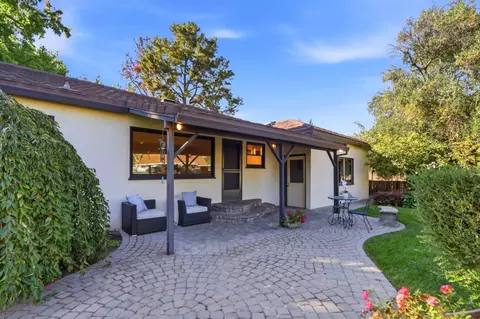 Exterior - 2405 Our Ln, Mountain View, CA 94040 photo 10 of 13