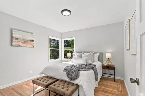 Bedroom - 2405 Our Ln, Mountain View, CA 94040 photo 4 of 5
