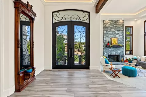 Entry Way - 2130 Periwinkle Dr, Gilroy, CA 95020 photo 1 of 2