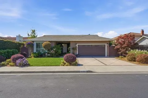 1195 Balclutha Dr, Foster City, CA 94404