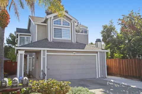 2211 Oakland Ave, Pleasanton, CA 94588