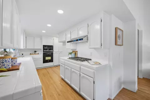 Kitchen - 1101 Doyle Pl, Mountain View, CA 94040 photo 1 of 2