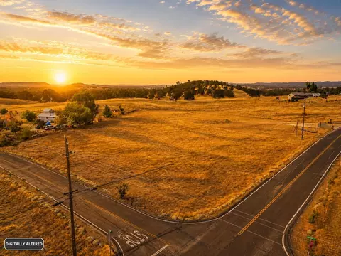 2773 Cheyenne Ct, Ione, CA 95640