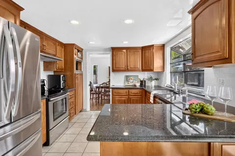 Kitchen - 6635 Angela Ct, Gilroy, CA 95020 photo 1 of 3