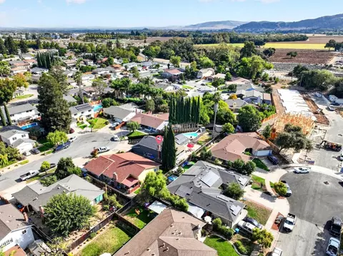 View/Area - 6635 Angela Ct, Gilroy, CA 95020 photo 14 of 21