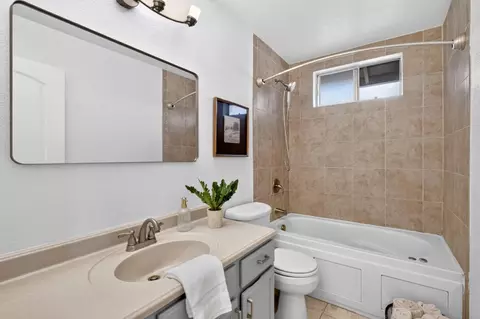 Bath - 6635 Angela Ct, Gilroy, CA 95020 photo 2 of 2