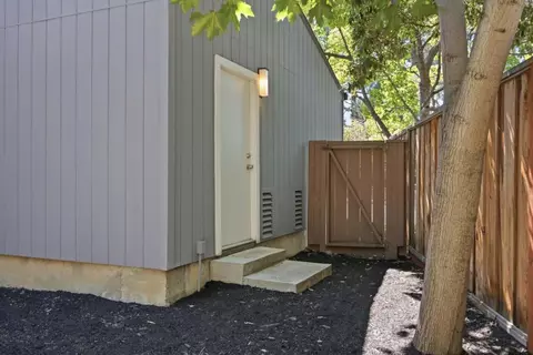 Exterior - 982 Wright Ave 3, Mountain View, CA 94043 photo 7 of 8