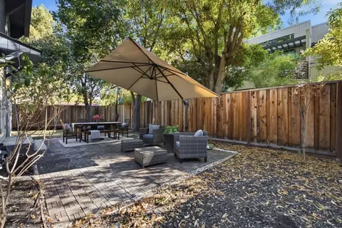 Exterior - 982 Wright Ave 3, Mountain View, CA 94043 photo 3 of 8