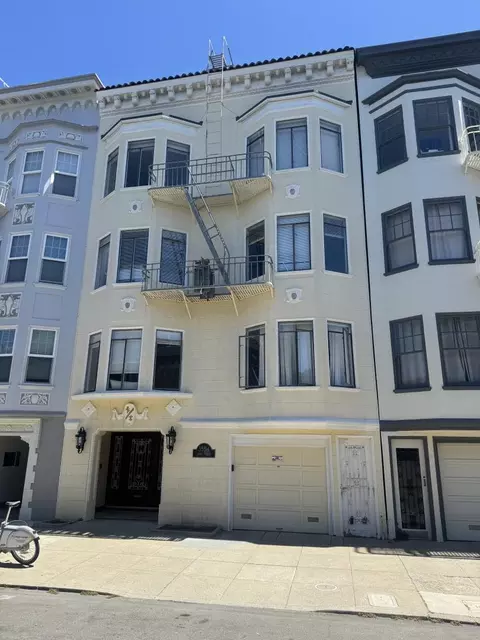 3554 Pierce St, San Francisco, CA 94123