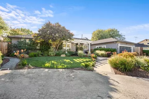 30 Yorkshire Ln, Redwood City, CA 94062