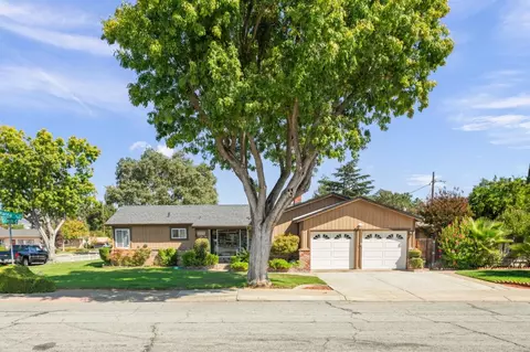 8190 Hanna St, Gilroy, CA 95020