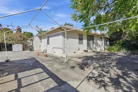 Exterior - 216 Bartlett, Sunnyvale, CA 94086 photo 3 of 9