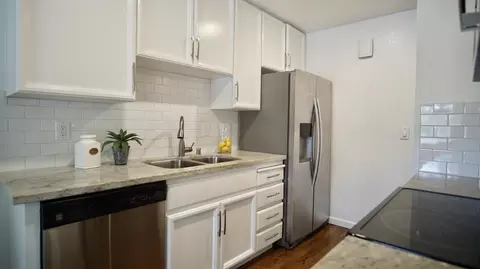 Kitchen - 1663 Branham Park Ct, San Jose, CA 95118 photo 2 of 4