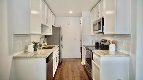 Kitchen - 1663 Branham Park Ct, San Jose, CA 95118 photo 1 of 4