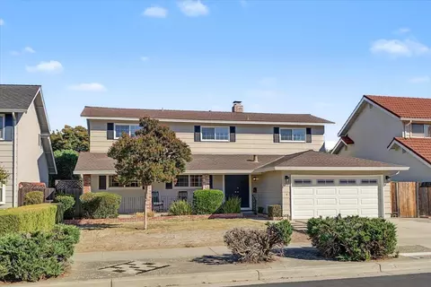1695 Almond Blossom Ln, San Jose, CA 95124