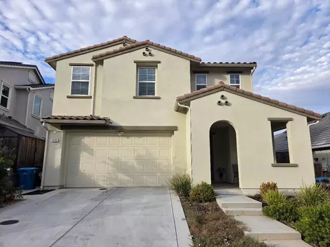 1455 Winzer Pl, Gilroy, CA 95020