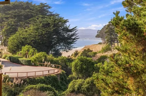 450 Seascape Resort Dr, Aptos, CA 95003