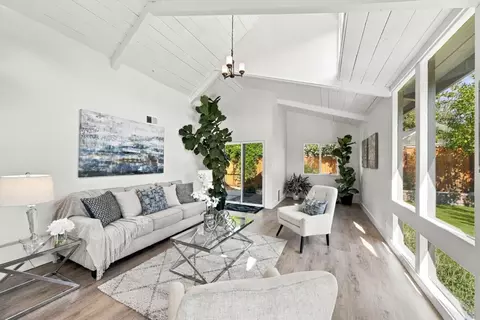 Living - 36364 Barnard St, Newark, CA 94560 photo 2 of 3