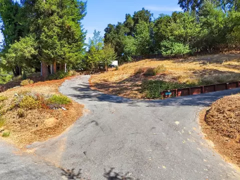 0 0 Locust Dr, Los Gatos, CA 95033