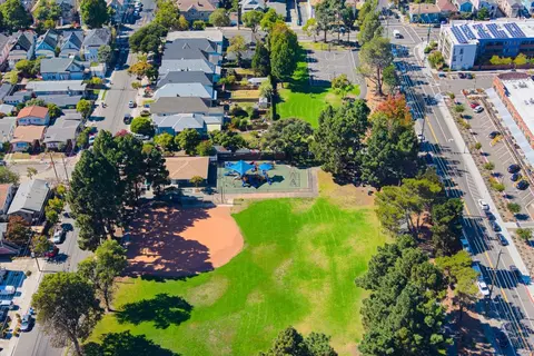 View/Area - 1529 Pacific Ave, Alameda, CA 94501 photo 2 of 5