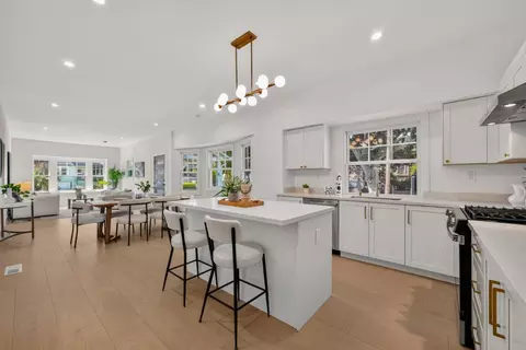 Kitchen - 1529 Pacific Ave, Alameda, CA 94501 photo 3 of 4