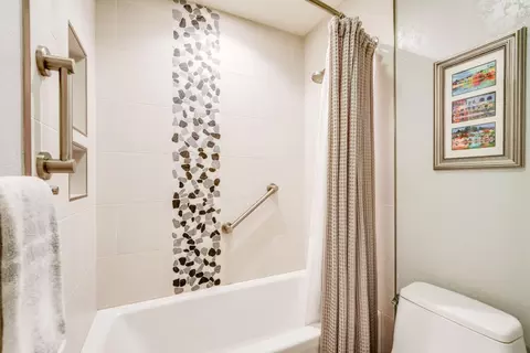 Bath - 850 Park Ave 15c, Capitola, CA 95010 photo 6 of 6