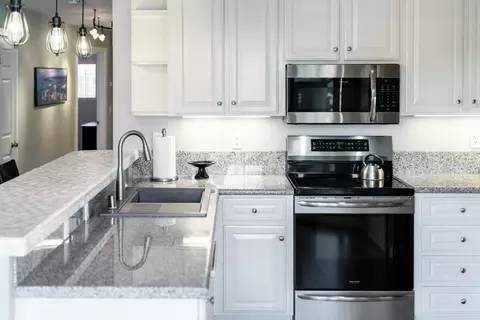 Kitchen - 850 Park Ave 15c, Capitola, CA 95010 photo 3 of 6