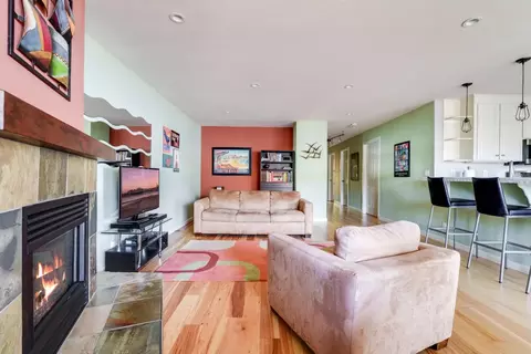 Living - 850 Park Ave 15c, Capitola, CA 95010 photo 4 of 4