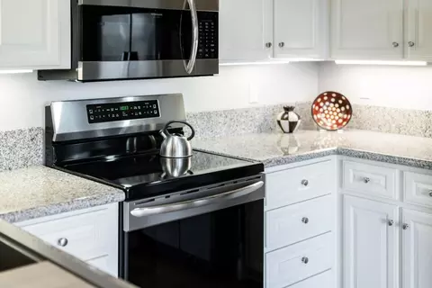 Kitchen - 850 Park Ave 15c, Capitola, CA 95010 photo 4 of 6