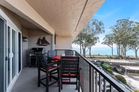 Exterior - 850 Park Ave 15c, Capitola, CA 95010 photo 1 of 5