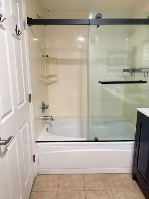 Bath - 800 S Abel St 210, Milpitas, CA 95035 photo 2 of 4