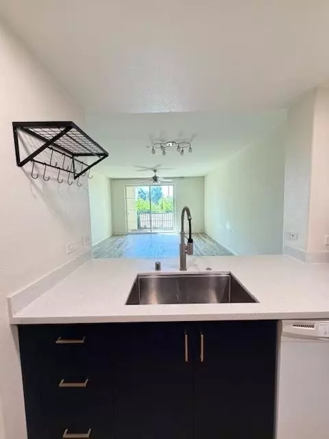 Kitchen - 800 S Abel St 210, Milpitas, CA 95035 photo 4 of 4
