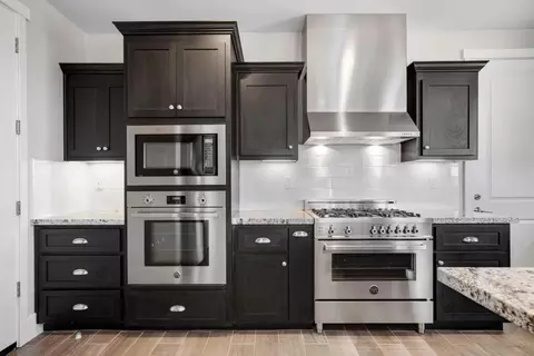 Kitchen - 18551 Mcclellan Cir, East Garrison, CA 93933 photo 4 of 5