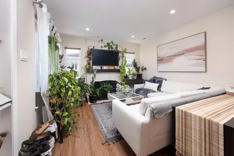 Living - 1228 Maple St, San Mateo, CA 94402 photo 1 of 3