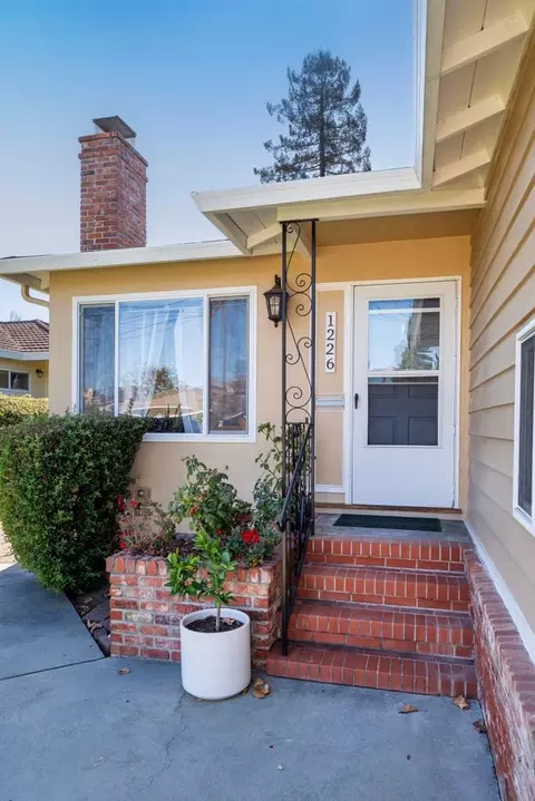Exterior - 1228 Maple St, San Mateo, CA 94402 photo 1 of 4