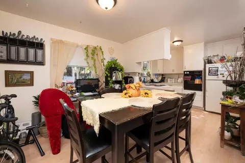Dining - 1228 Maple St, San Mateo, CA 94402 photo 3 of 3