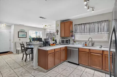 Kitchen - 815 Rogge Rd, Salinas, CA 93906 photo 2 of 2